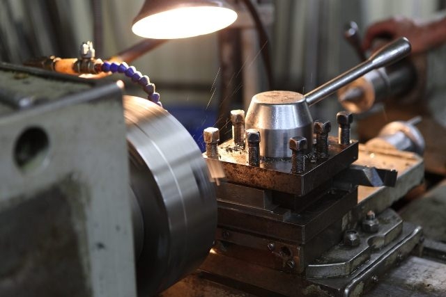 Cnc Torna